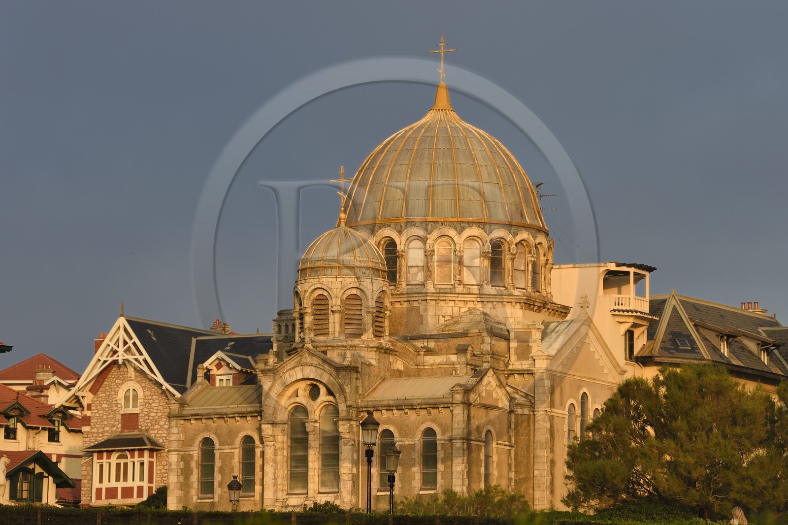 France, Pyrénées-Atlantiques (64), Pays-Basque, Biarritz, l'église orthodoxe de la Protection de la Mère de Dieu et de Saint Alexandre de la Néva construite en 1892 sur le domaine impérial