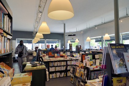 France, Val-de-Marne (94), Champigny-sur-Marne, la librairie L'Instant Lire au centre ville