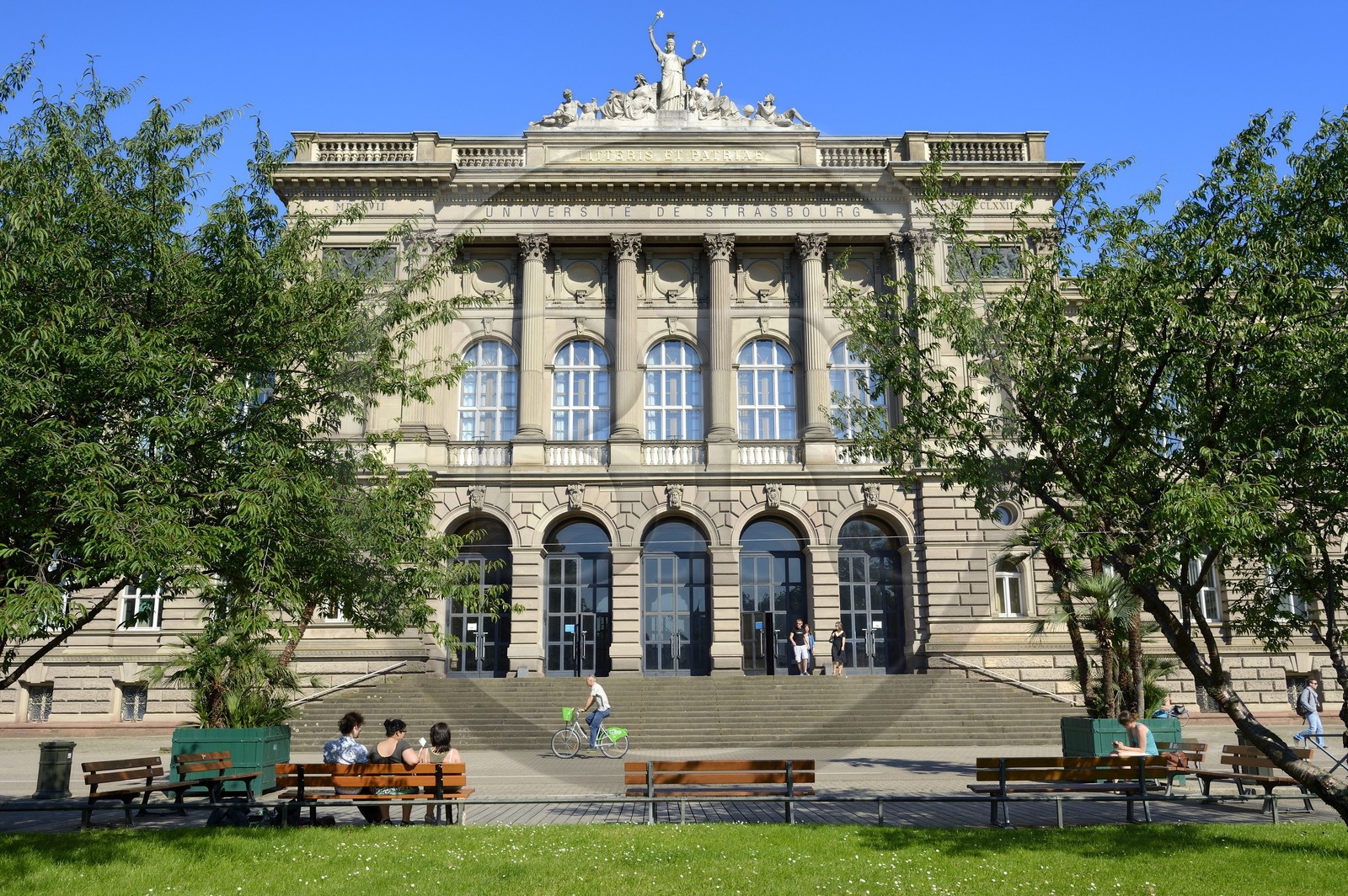 France, Bas-Rhin (67), Strasbourg, quartier de la Neustadt datant de la periode allemande, le Palais Universitaire (1884)