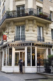 France, Paris (75), Patisserie Boulangerie Boris Lumé dans la rue Caulaincourt