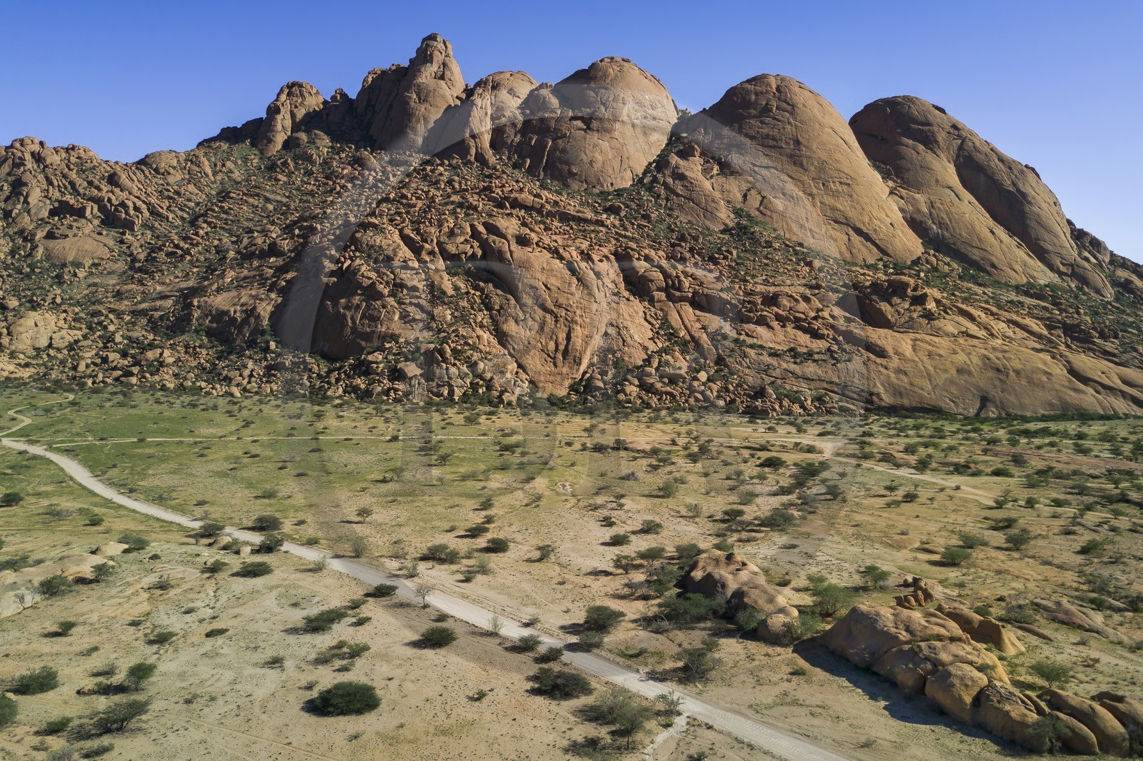 Namibie, région de Hardap, désert du Namib à l'Est du parc national Namib Naukluft vers Sossusvlei (vue aérienne)