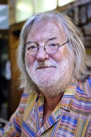 France, Bas Rhin, Strasbourg, old town listed as World Heritage by UNESCO, Roger Siffer, regionalist singer, humorist, comedian and radio man, he runs the theater and restaurant la choucrouterie (sauerkraut) since 1984