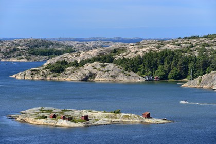 Sweden, Västra Götaland, Fjällbacka, view from the top of the Vetterberget rock