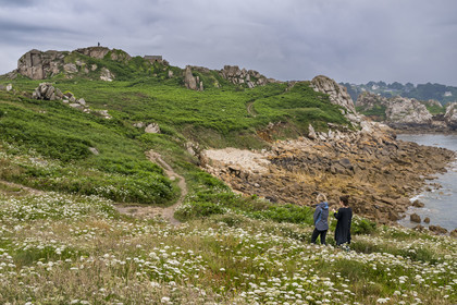 France, Finistère (29), Plougasnou, Primel-Trégastel, la Pointe de Primel à l'extrémité de la Baie de Morlaix, sur le GR 34