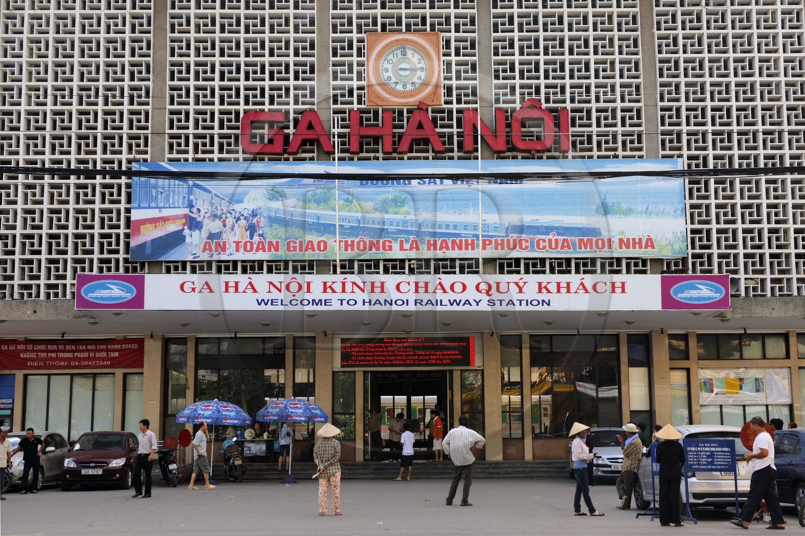 Vietnam, Hanoï, la gare centrale
