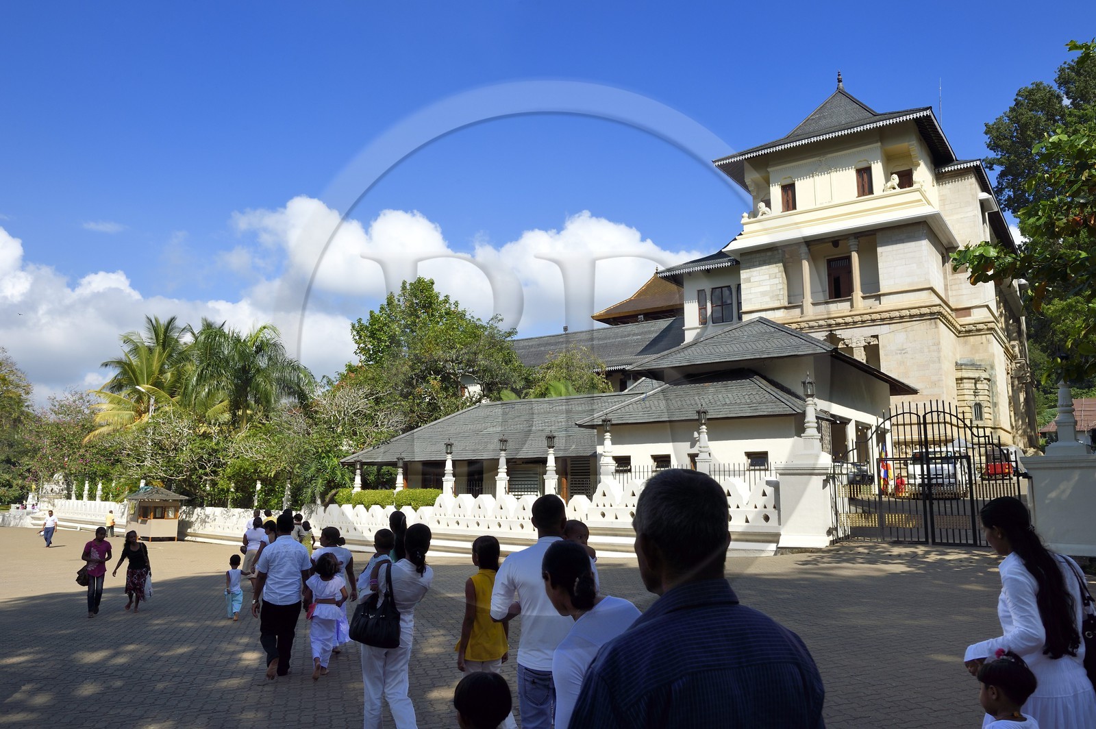 Sri Lanka, province du centre, Kandy, ville sacrée classée patrimoine mondial de l'UNESCO, Temple de la Dent de Bouddha (Sri Dalada Maligawa)