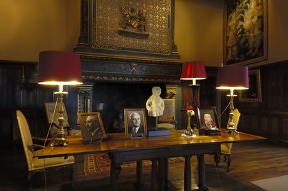 France, Maine et Loire, Chateau de Montreuil Bellay, living room in the former guards room