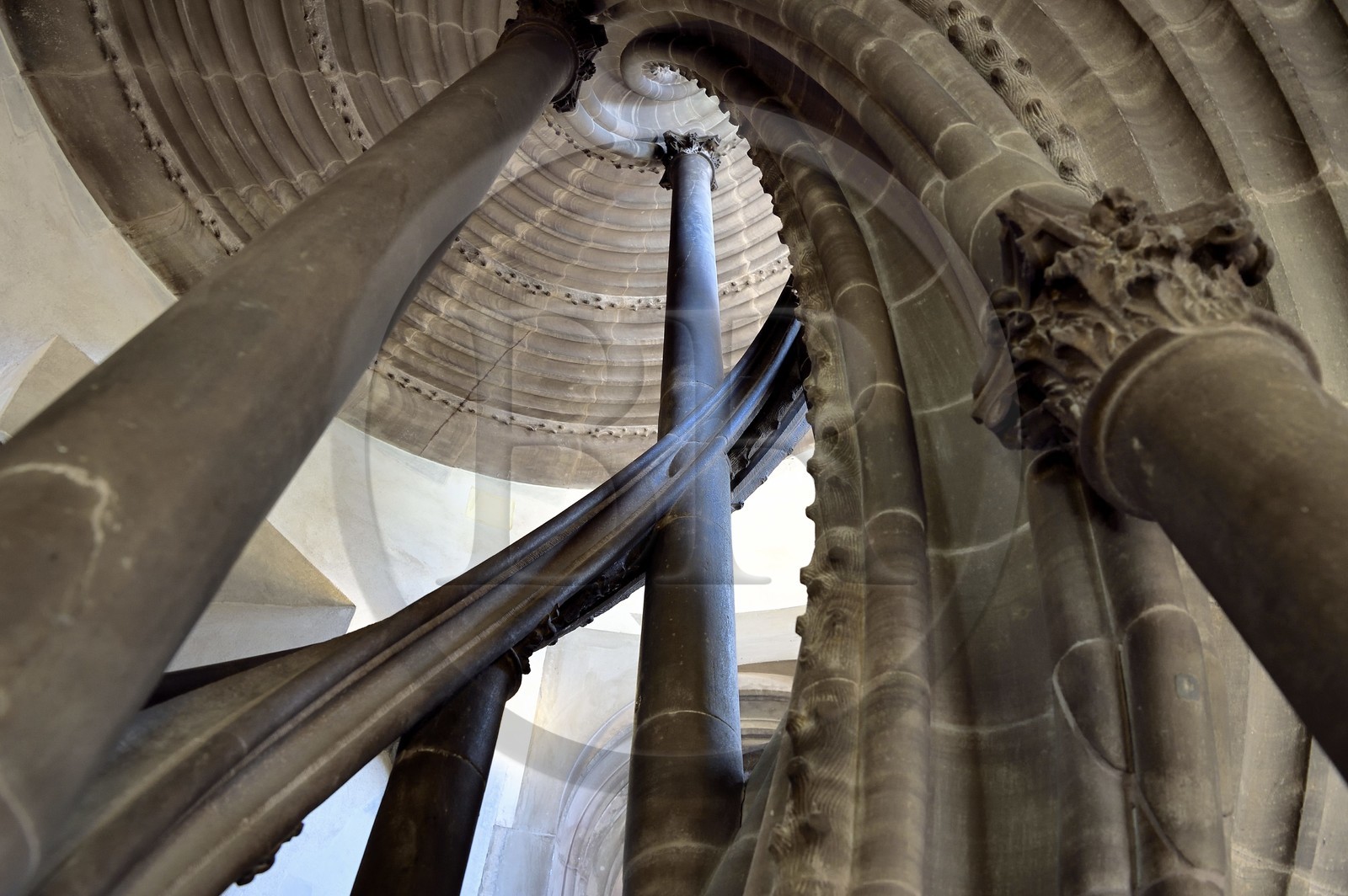 France, Bas-Rhin (67), Strasbourg, vieille ville classée au Patrimoine Mondial de l'UNESCO, musée de l'Oeuvre Notre Dame et Arts du Moyen-Age, escalier en vis de l'architecte Hans Thoman Uhlberger (1576-1608), maitre d'oeuvre de la cathédrale