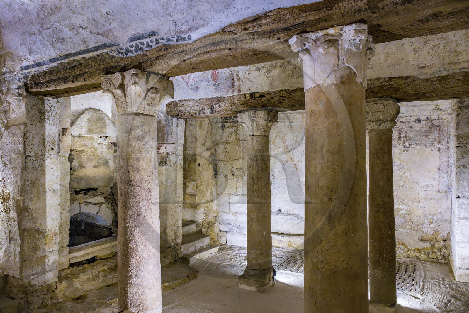 France, Yonne, Auxerre, Saint Germain Abbey church, confession in the crypt, reused Gallo-Roman marble columns surrounding the sarcophagus of Germain in what remains of the 5th century oratory