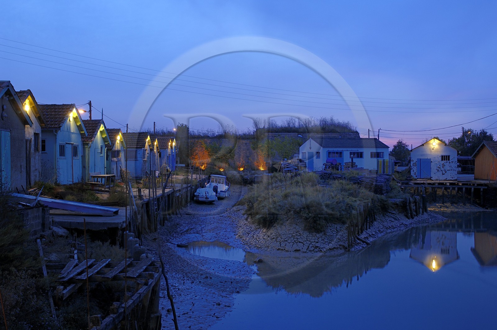 France, Charente-Maritime (17), Ile d'Oléron, Le Château d'Oléron, cabanes d'ostréiculteurs