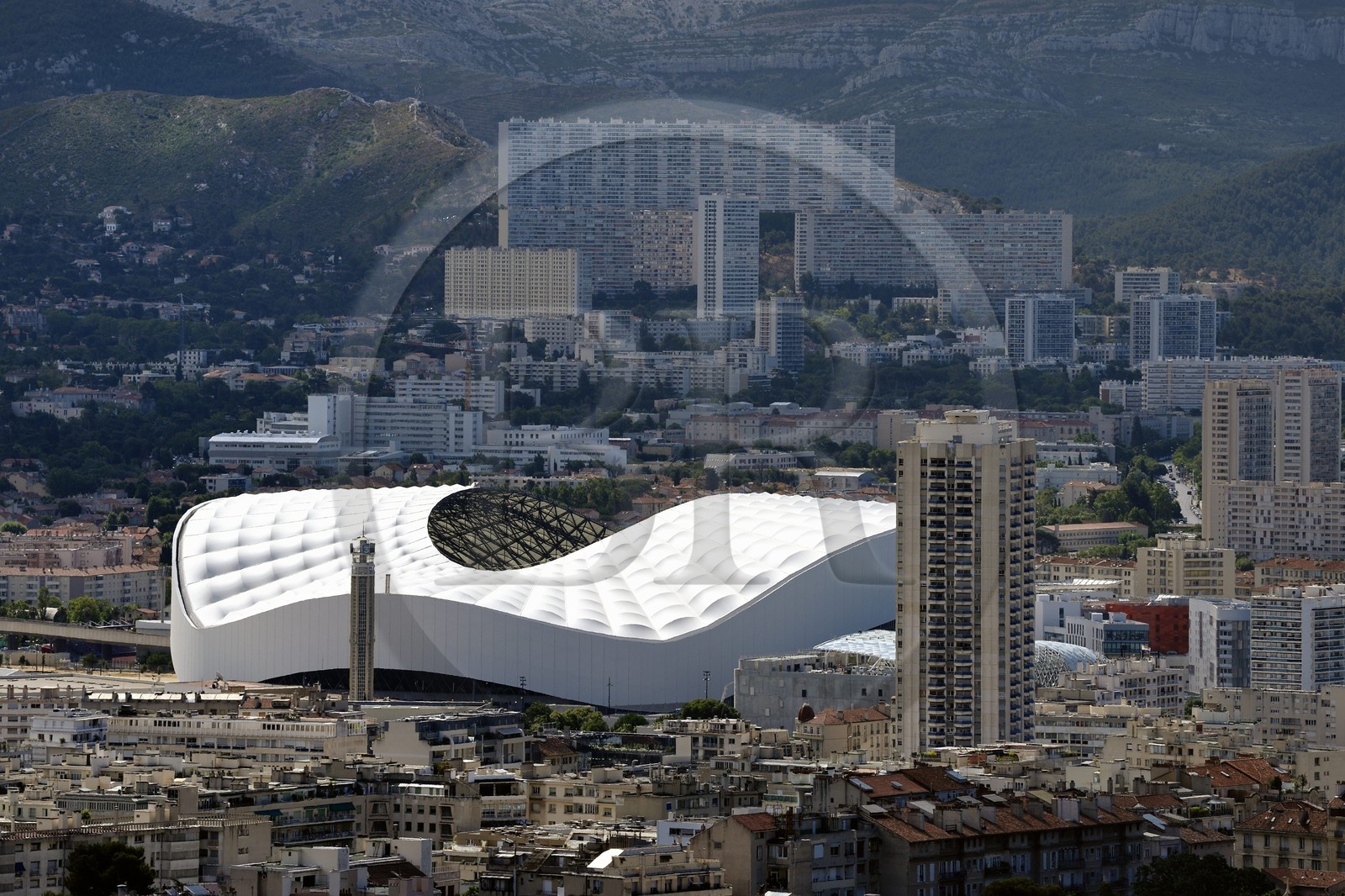 France, Bouches-du-Rhône (13), Marseille, quartier Rond point du Prado, le stade Vélodrome
