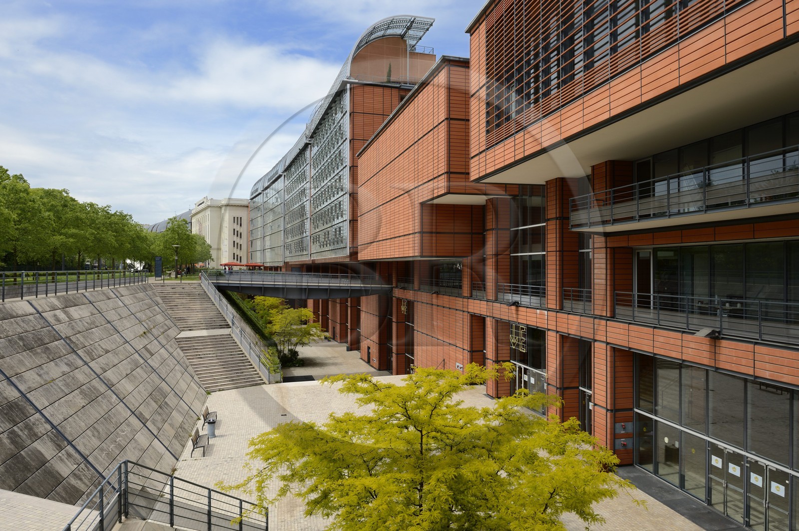 France, Rhone, Lyon, the Cite Internationale designed by the architect Renzo Piano, the convention center