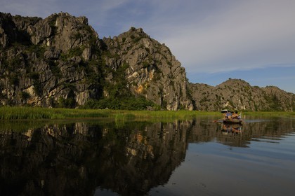 Vietnam, province de Ninh Binh, région surnommée la baie d'Halong terrestre, réserve naturelle de Van Long et ses paysages karstiques