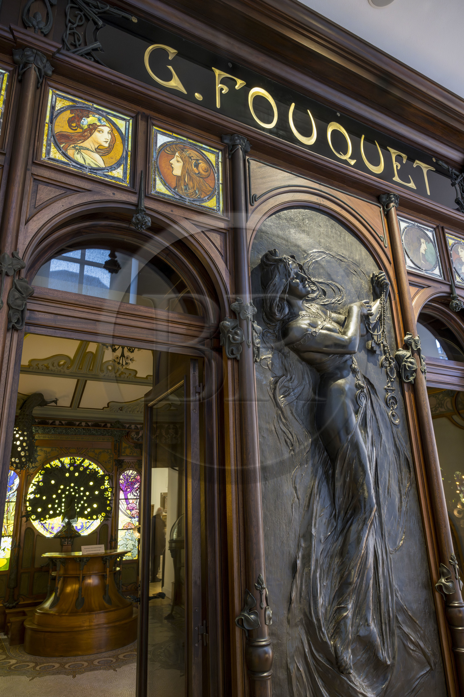 France, Paris (75), quartier du Marais, Musée Carnavalet, la bijouterie Fouquet était un magasin de Paris dont la devanture et l'intérieur furent réalisés en 1901 par l'artiste Alfons Mucha dans le style Art nouveau