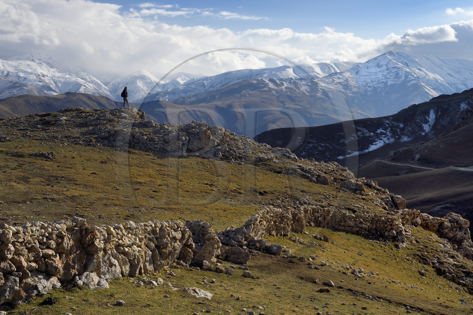 Azerbaijan, Quba (Guba) region, Greater Caucasus mountain range, hiking between the village of Qalaxudat and Giriz