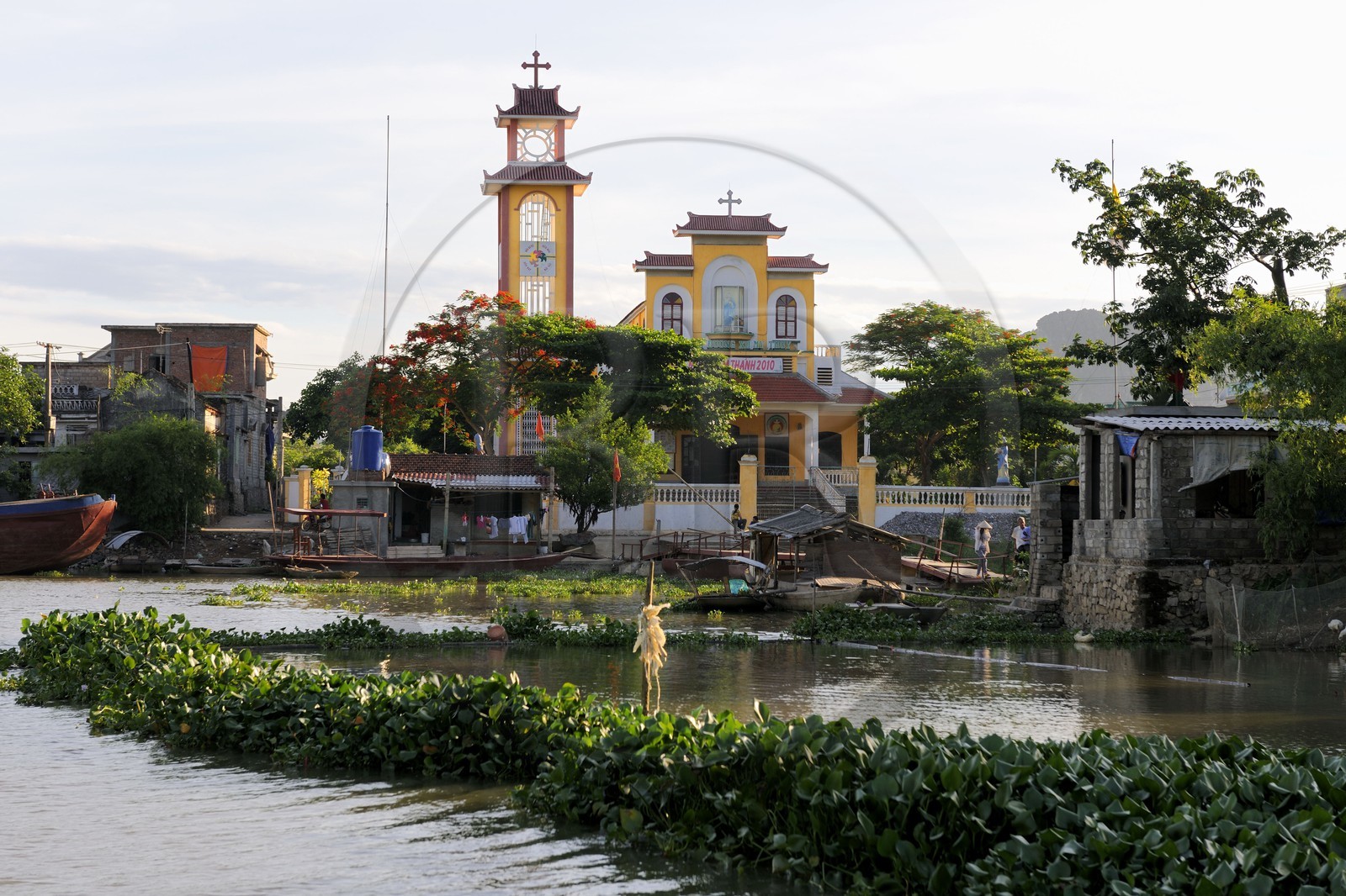 Vietnam, Ninh Binh province, insular village of Kenh Ga, the church is central in this very catholic region