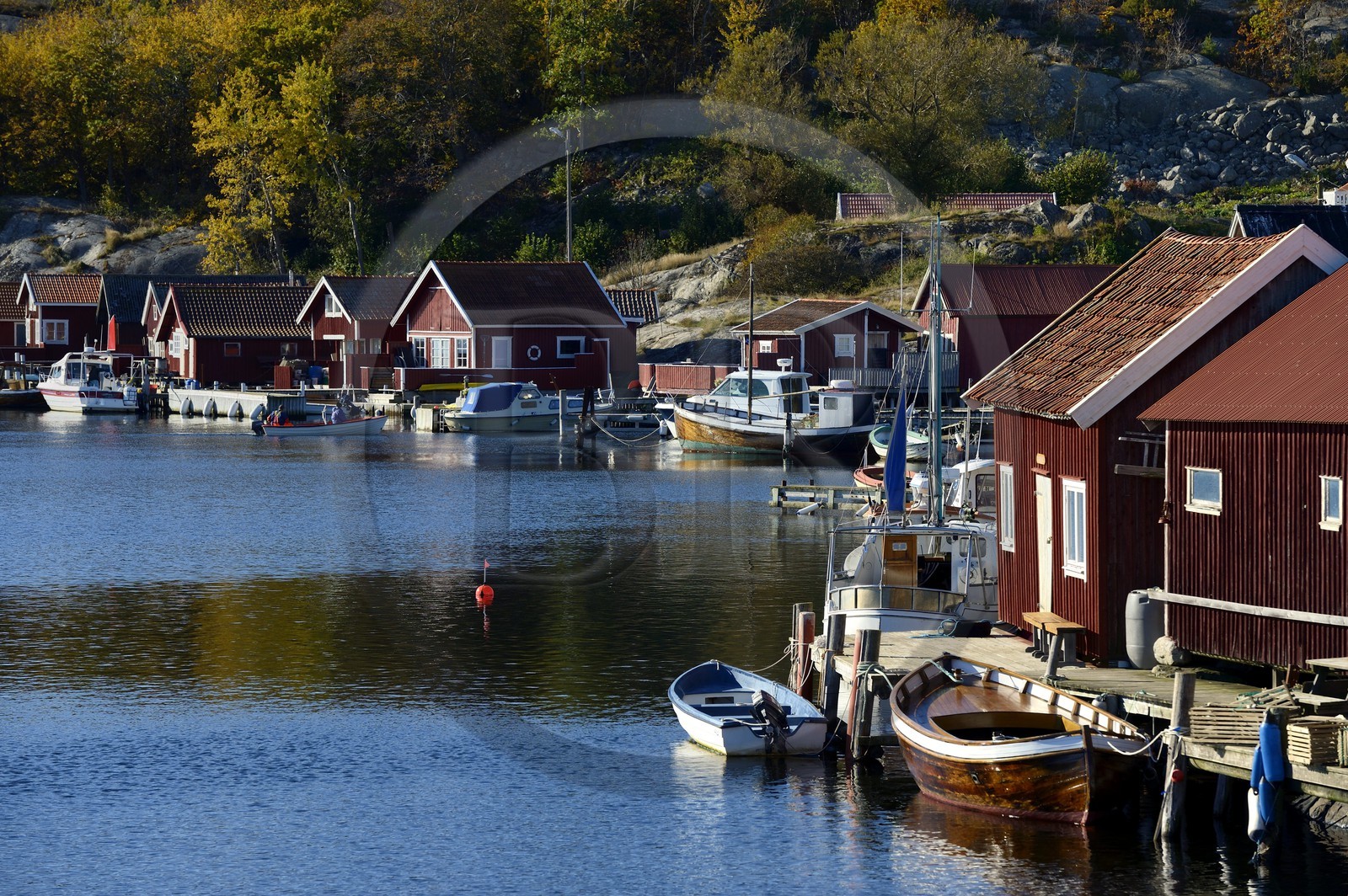 Suède, Västra Götaland, Iles Koster, le detroit de Koster à Vastra bryggan sur l'Ile de Nordkoster