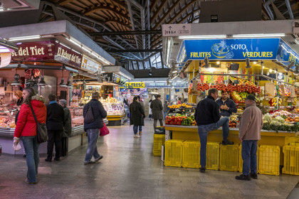 Spain, Catalonia, Barcelona, covered market Mercat de Santa Caterina