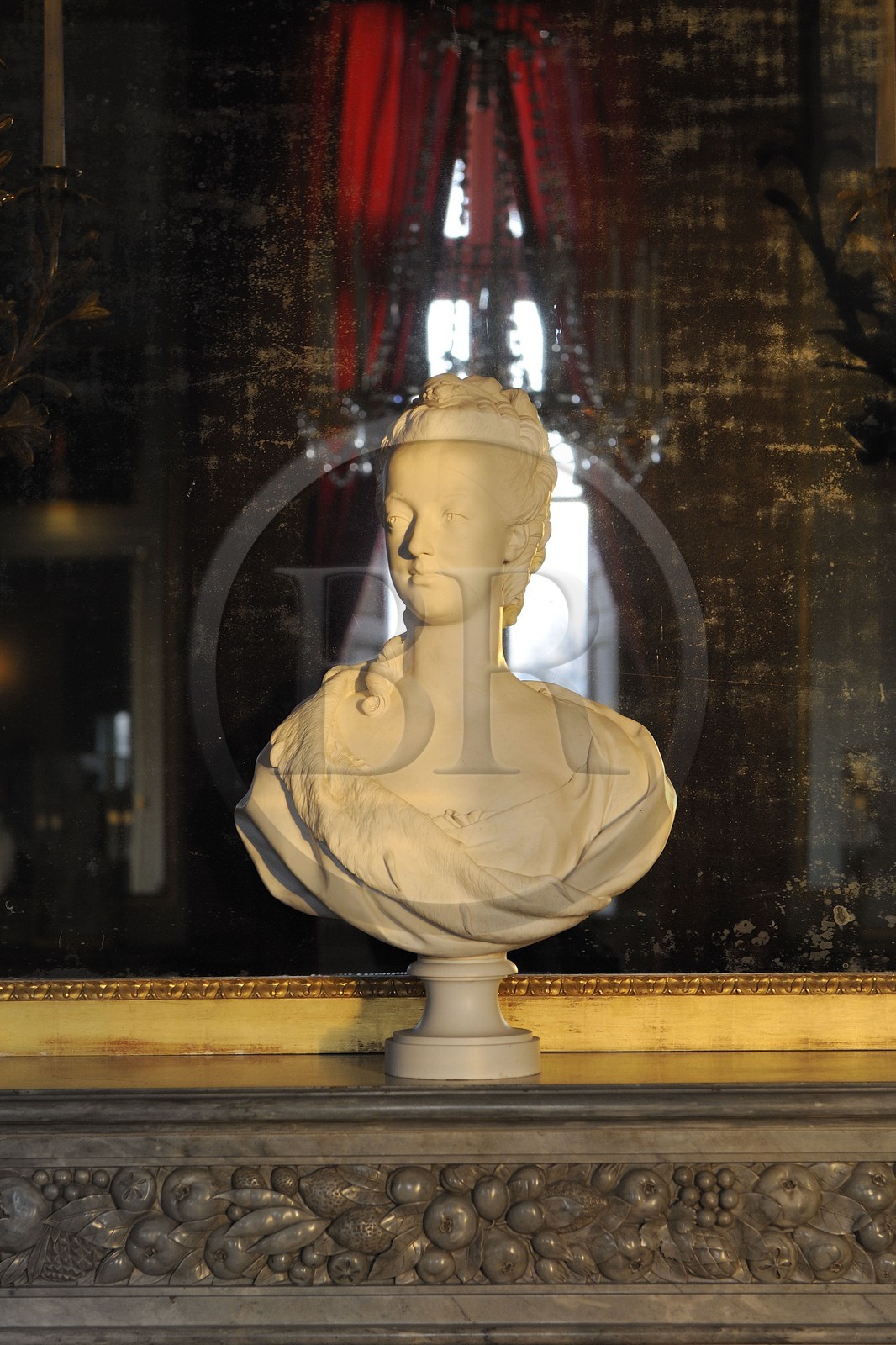 France, Yvelines, Chateau de Versailles, listed as World Heritage by UNESCO, Domaine de Marie Antoinette, the Petit Trianon, the big dining room with Queen Marie Antoinette's bust on the chimney