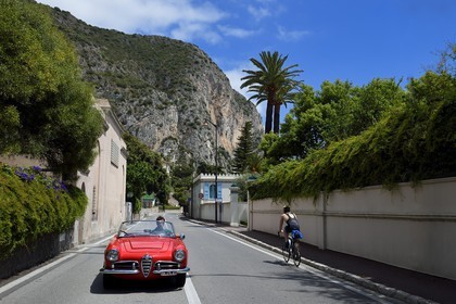 France, Alpes-Maritimes, Beaulieu-sur-Mer, collection convertible Alfa Romeo Giulietta on the Basse Corniche road