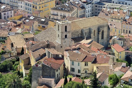 France, Var (83), Hyères, la Collégiale Saint-Paul dans la vieille ville
