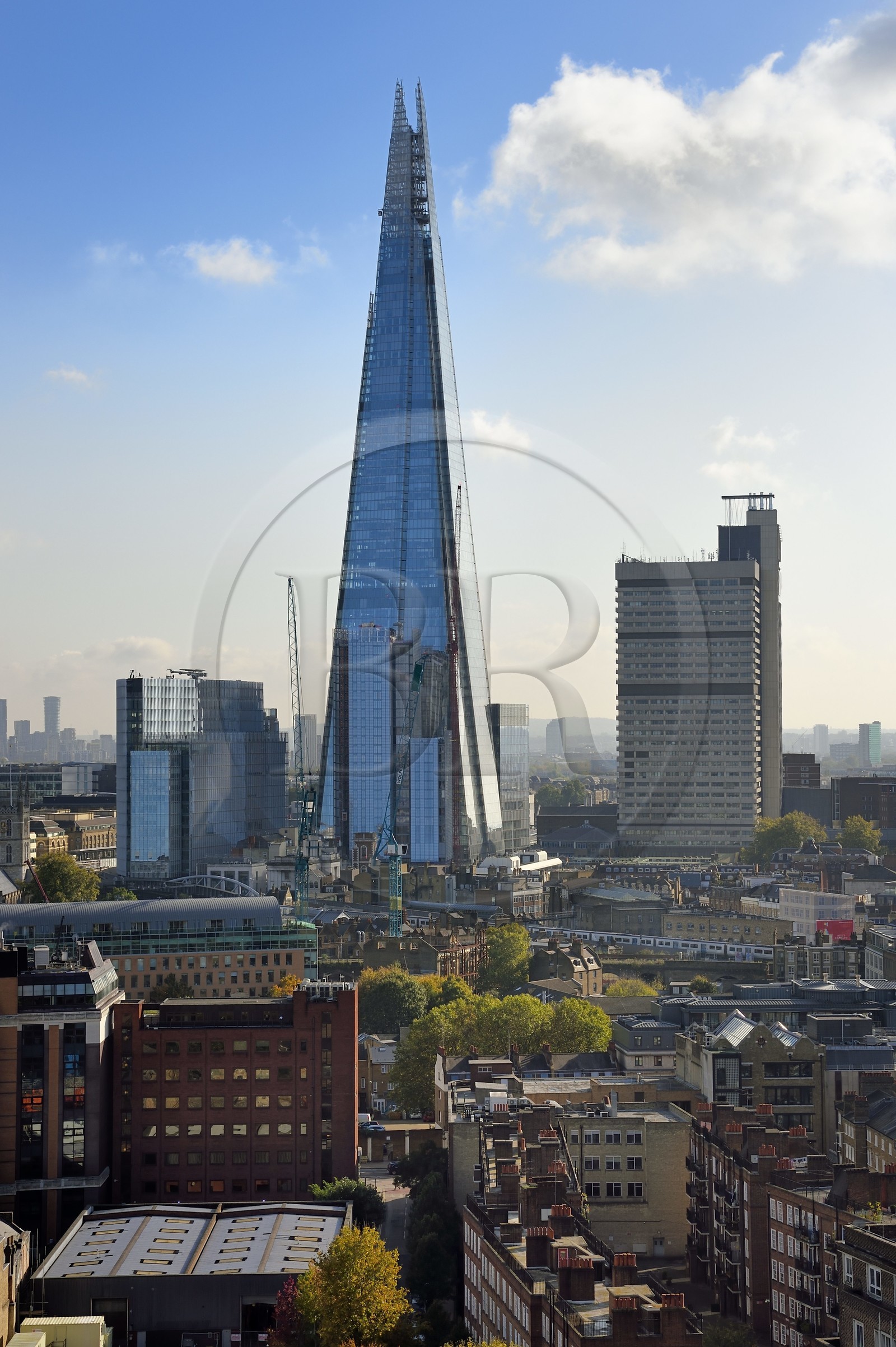 Royaume-Uni, Londres, quartier de Southwark, The Shard, la plus haute tour de Londres, de l'architecte Renzo Piano