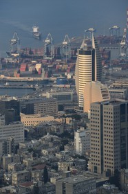 Israel, Haïfa, le centre ville et le port depuis le Mont Carmel