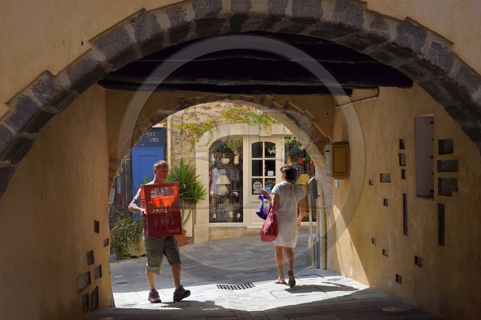 France, Var, Grimaud, vaulted passageway