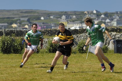 Irlande, Comté de Galway, Aran Islands, Inishmore, match de football gaélique
