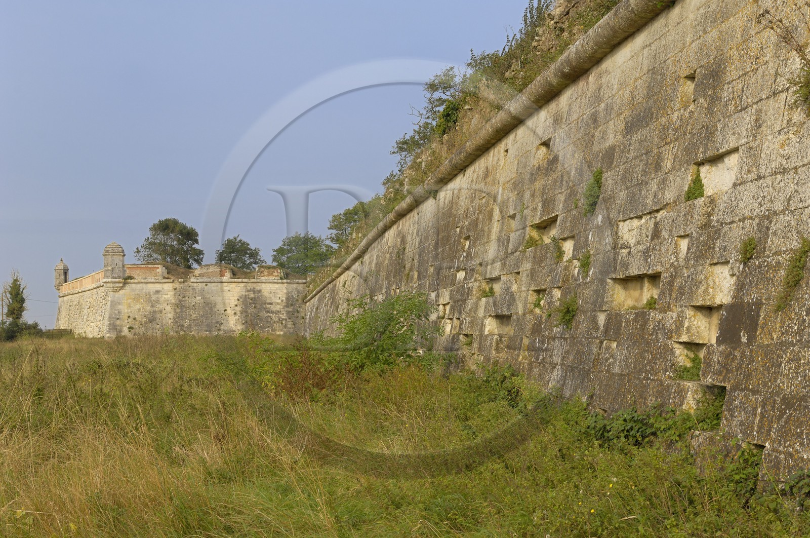 France, Charente-Maritime (17), citadelle de Brouage, les remparts surmontés d'échaugettes