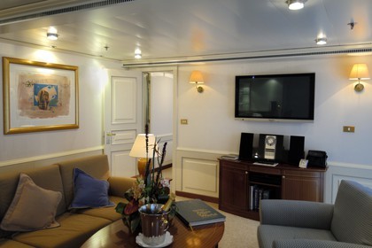 Italie, croisière à bord du Silvershadow de la compagnie Silversea, cabine suite