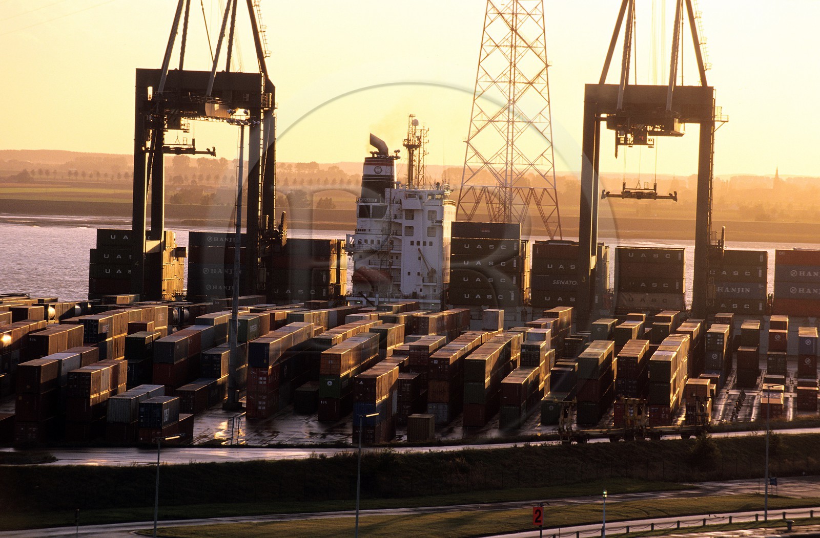 Belgique, Anvers (Antwerpen), port industriel et commercial