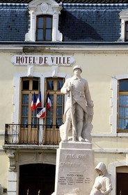 France, Saone et Loire, Cuisery village, a war memorial and the town hall