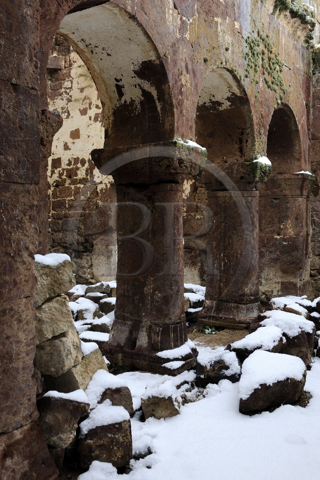 Turquie, Anatolie Centrale, province de Aksaray, Cappadoce classée Patrimoine Mondial de l'UNESCO, Güzelyurt, église Rousse ou Rouge (Kizil Kilise) du 7è siècle