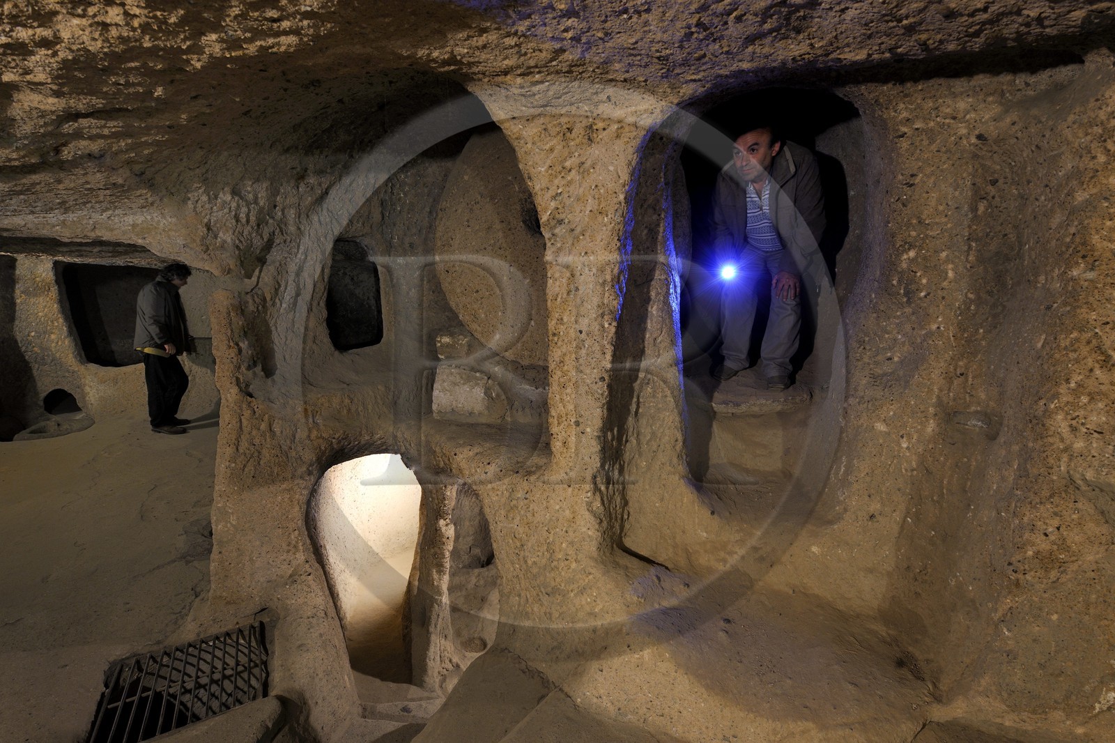 Turquie, Anatolie Centrale, province de Nevsehir, Cappadoce classée Patrimoine Mondial de l'UNESCO, ville sousterraine de Kaymakli de huit niveaux