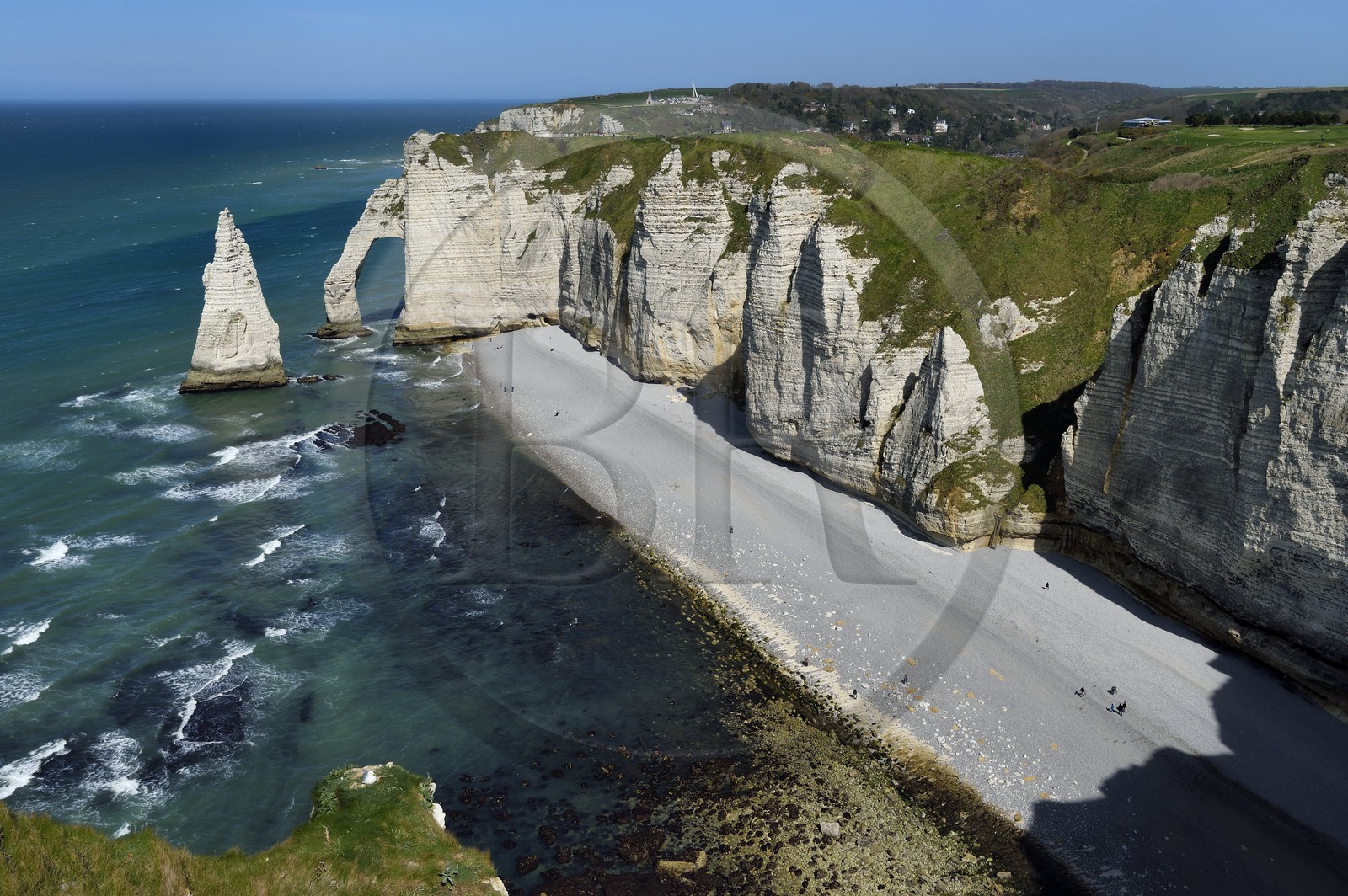 France, Seine-Maritime (76), Pays de Caux, Côte d'Albâtre, Etretat, la falaise d'Aval, l'Arche d'Aval et l'Aiguille