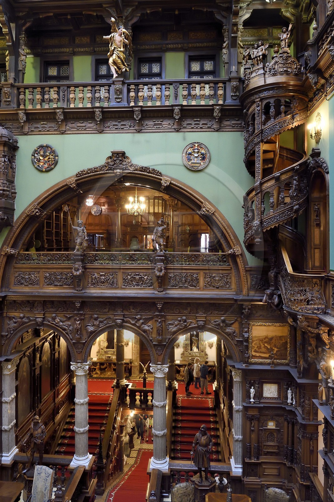 Roumanie, Valachie, Sinaia, château de Peles ancienne résidence royale édifiée de 1875 à 1883 pour le roi Carol Ier de Roumanie, le hall d'honneur