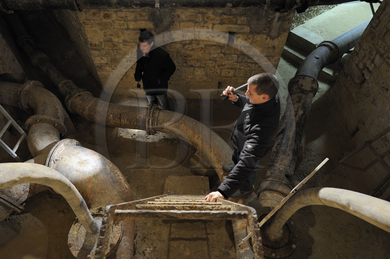 France, Yvelines (78), château de Versailles, classé Patrimoine Mondial de l'UNESCO, le réseau hydraulique souterrain des fontaines