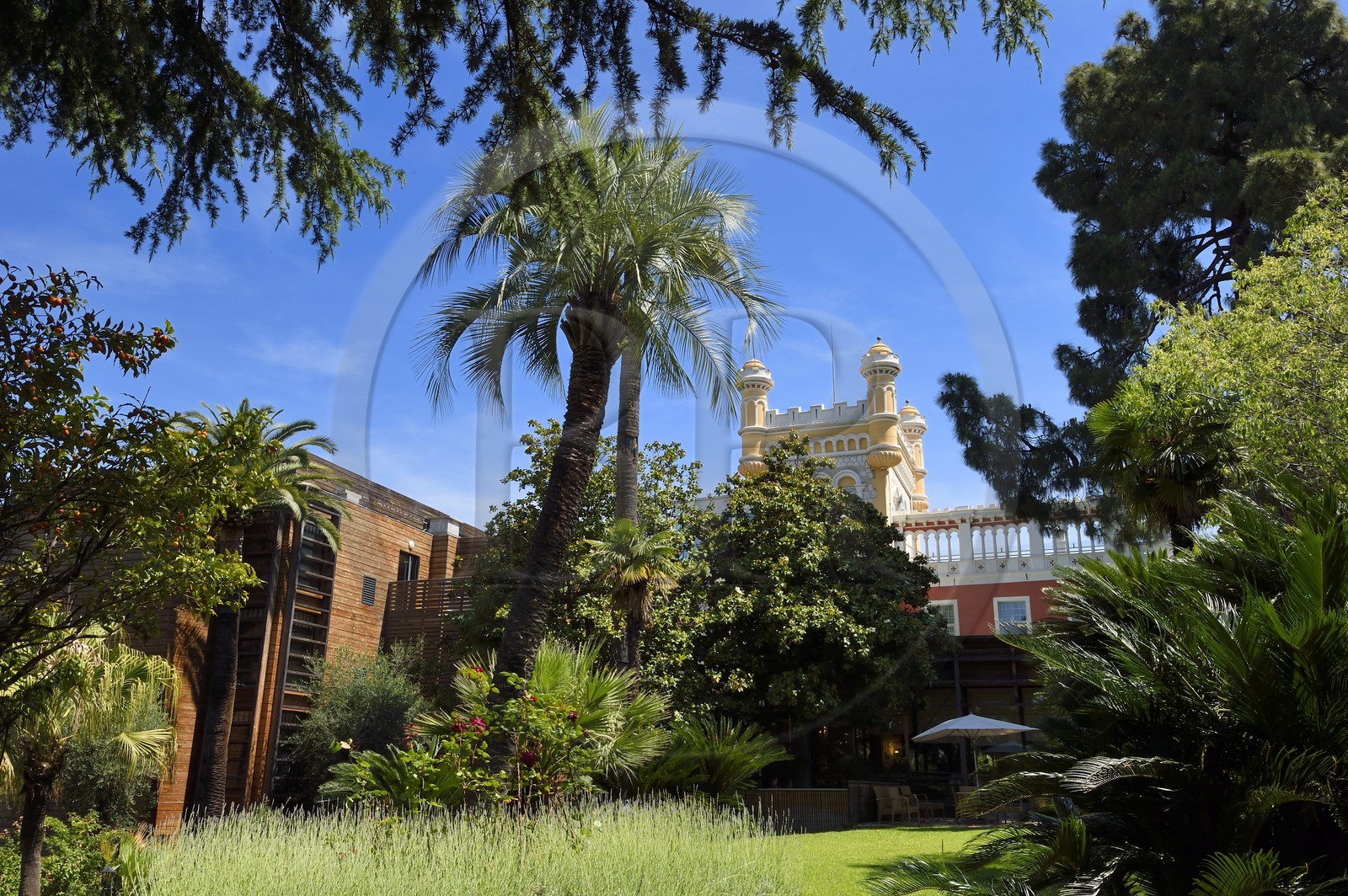 France, Alpes-Maritimes (06), Nice, le Chateau des Ollières ancien palais du prince Lobanov-Rostowsky aujourd'hui une maison de retraite
