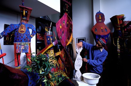 France, Paris, Mickael Bethe Selassie, an African sculptor in his workshop of the Chagall alley