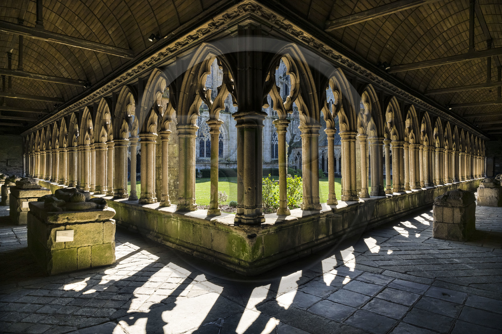 France, Côtes-d'Armor, Tréguier, Saint Tugdual Cathedral, the Flamboyant Gothic style cloister from 1461
