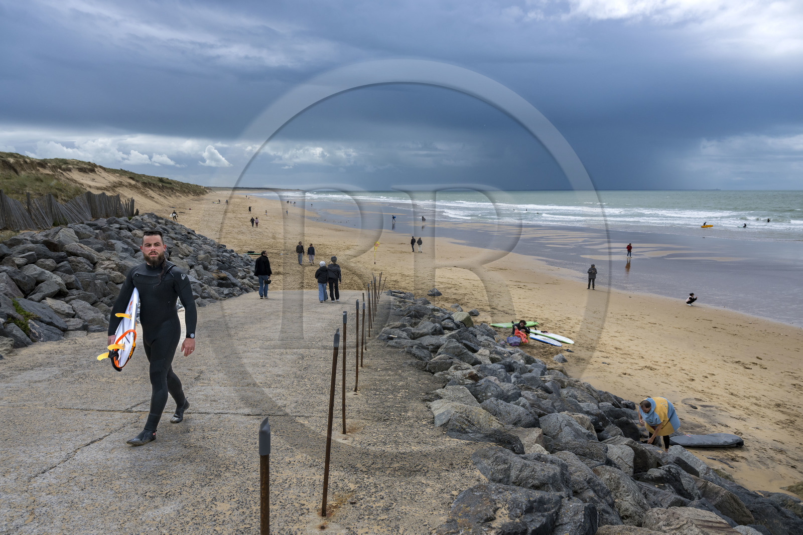 France, Vendée (85), Longeville-sur-Mer, plage des Conches renommée pour son spot de surf Bud Bud
