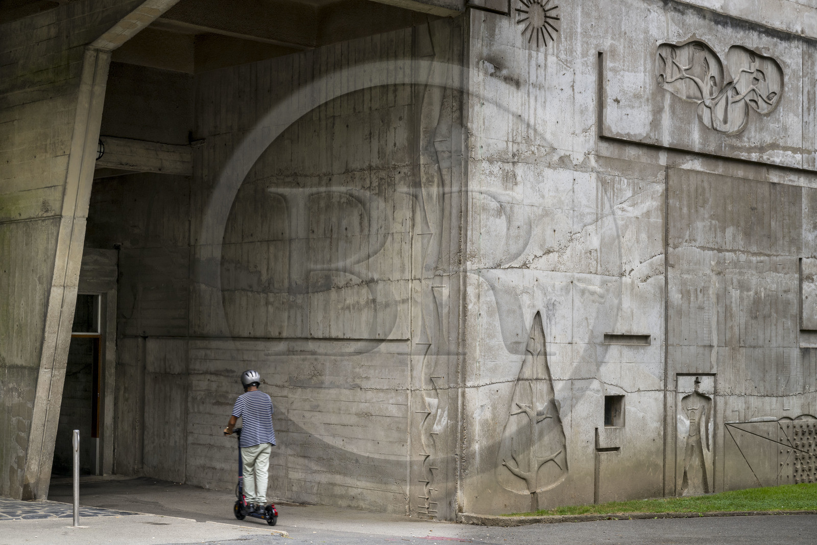 France, Loire-Atlantique (44), banlieue de Nantes, Rezé, la Maison Radieuse par l'architecte Le Corbusier