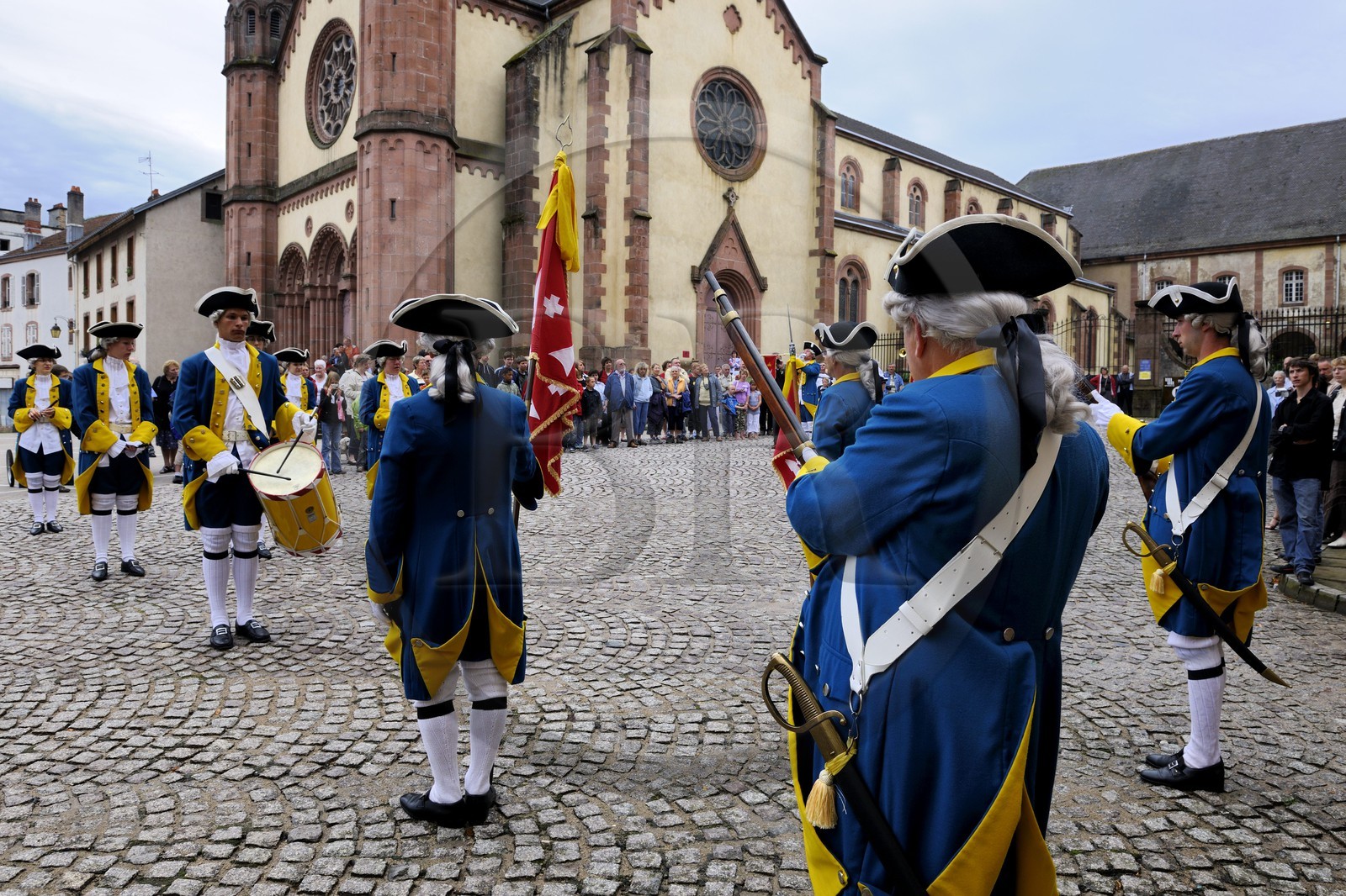 France, Vosges, Senones, capital of the former principality of Salm Salm which used to be part of France in 1793, changing of the guard in courtyard of the former Abbey