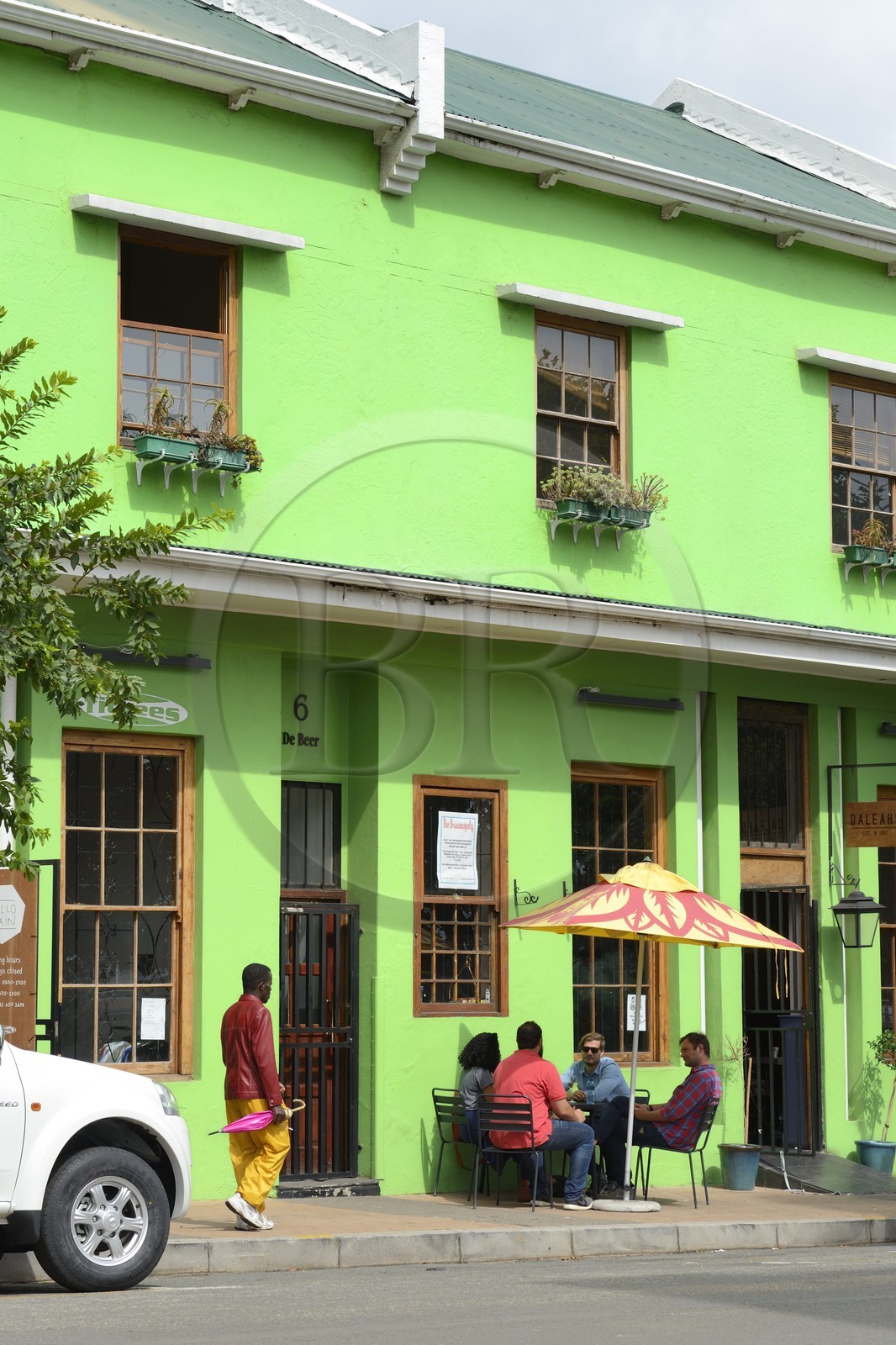 Afrique du Sud, province de Gauteng, Johannesburg, Braamfontein, restaurant dans De Beer street