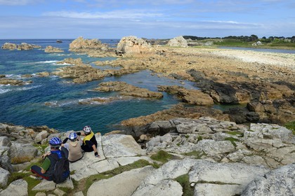France, Côtes-d'Armor (22), Côte d'Ajoncs, Plougrescant, Anse de Pors Scaff, site du Gouffre