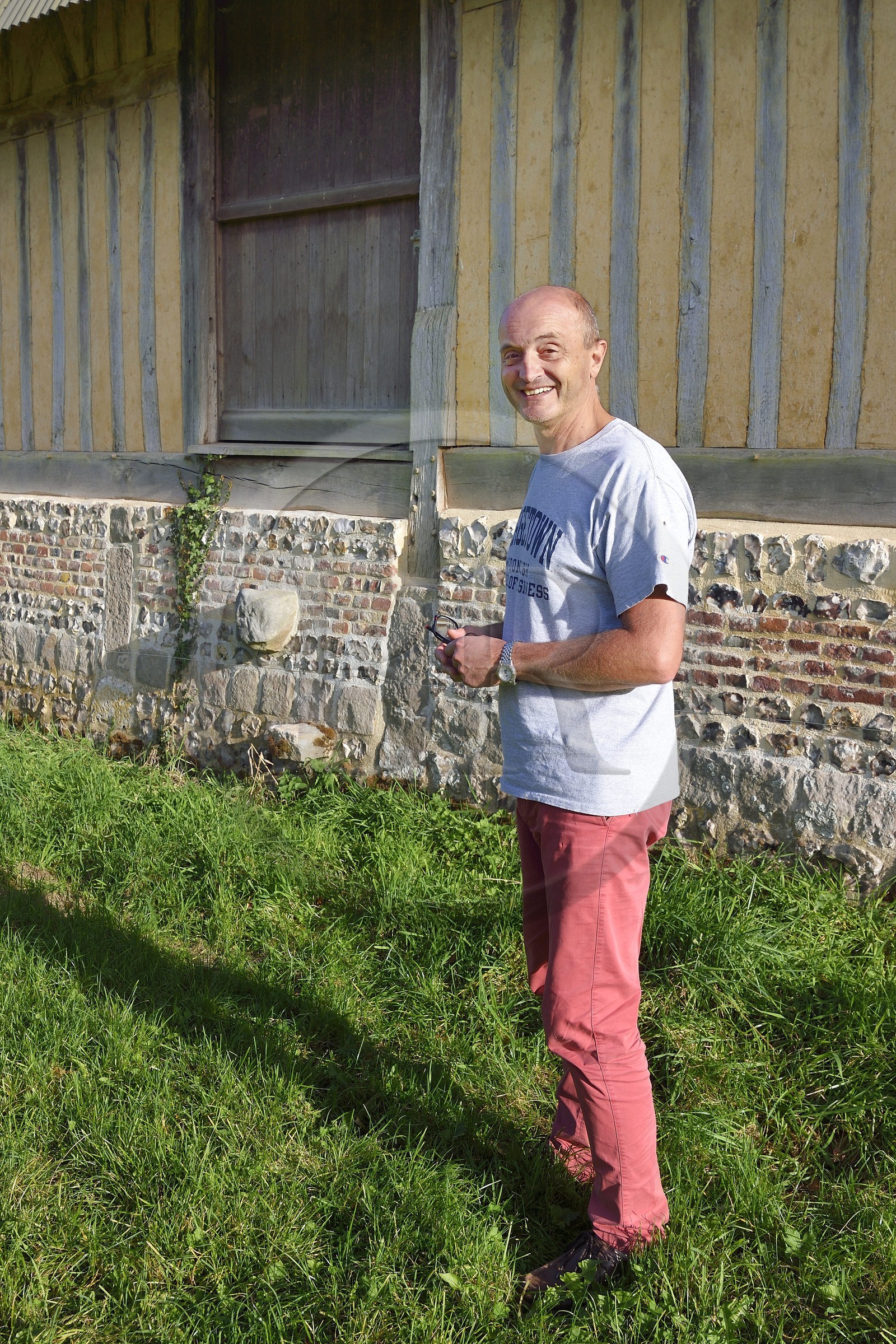 France, Seine-Maritime (76), Pays de Caux, Harcanville, Rodophe Andrieu d'Iray propriétaire du clos masure La Bataille