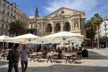 France, Var (83), Toulon, place Victor Hugo, opéra de Toulon, ancien Théâtre municipal