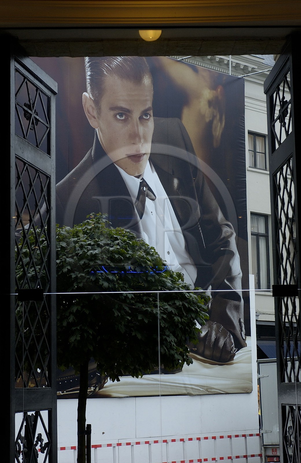 Belgique, Flandre, Anvers (Antwerpen), affiche publicitaire géante