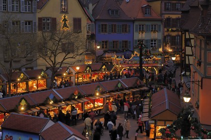 France, Haut Rhin (68), Colmar, Marche de Noel de la place de l'Ancienne Douane